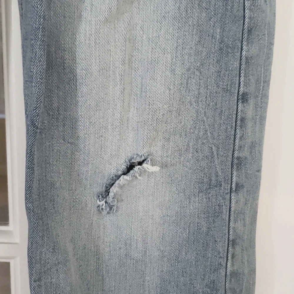 Levi's 502 Taper Blue Jeans  Size: W32 L30